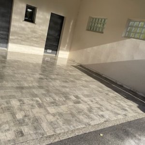 Place de parking en pavé