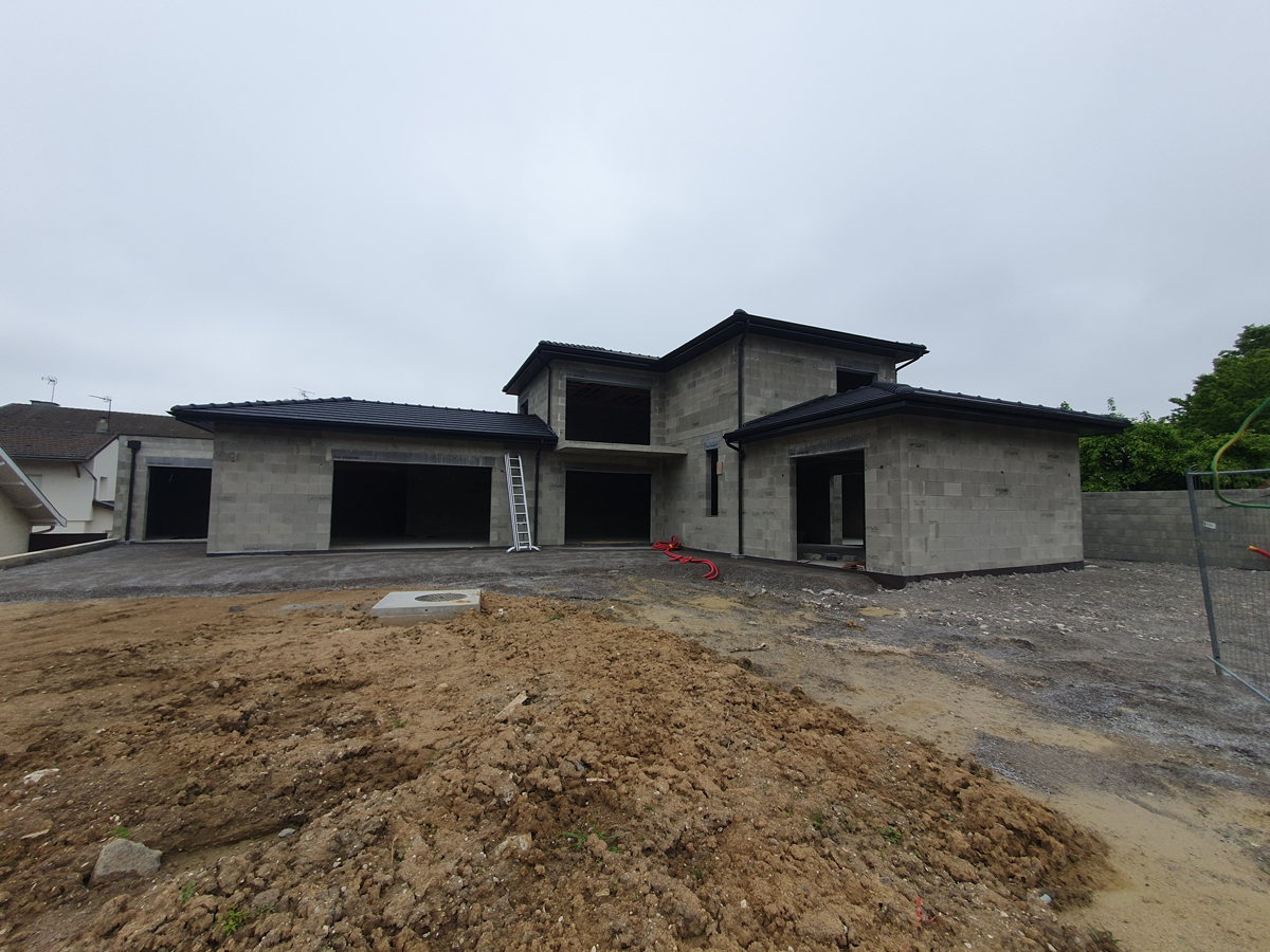 construction-maison-traditionnelle-1200