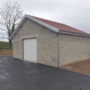 Construction d’un garage pour la mairie de Trois Puits