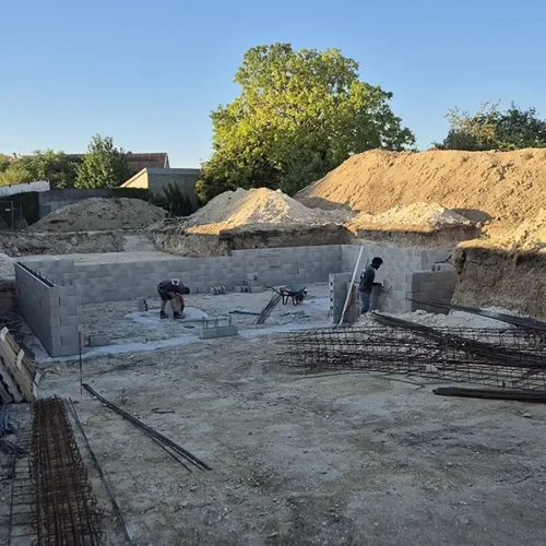 Début d’un chantier de construction de maison